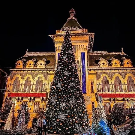 Vintage Ultracentral Apartment