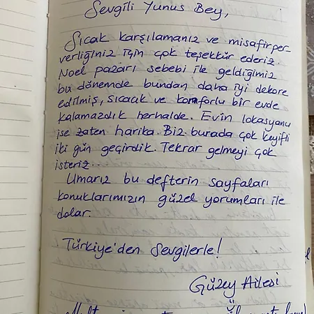 Vintage Ultracentral Apartment